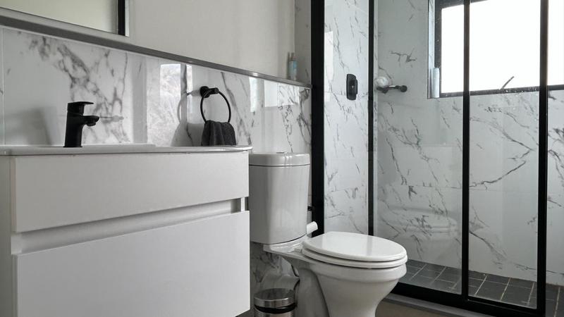 To Let 1 Bedroom Property for Rent in Sandown Western Cape